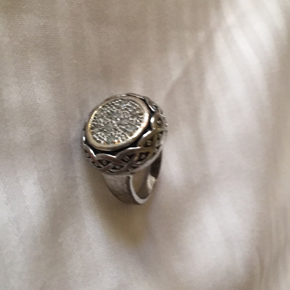 ❄️New❄️Silver Pave Ring